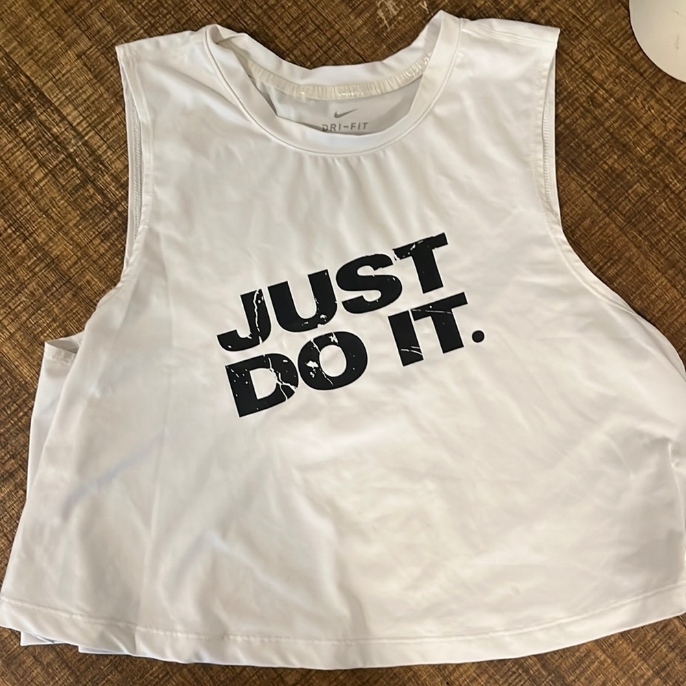 Just do it Nike women’s crop tank Dri fit size small white with black logo